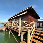 Tahiti Sunshine - Na Vode Appartamento Senec