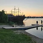 Tahiti Sunshine - Na Vode Appartamento Senec