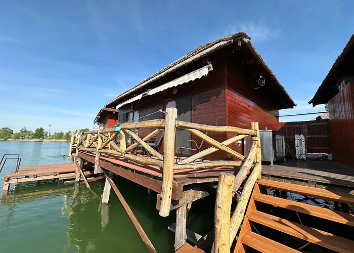 Tahiti Sunshine - Na Vode Appartamento Senec